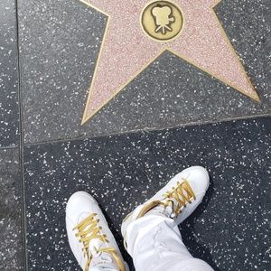 Meet your Posher, Leo